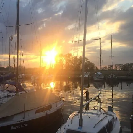 Schoene Ferienwohnung An Der Ostse * Ueckermünde